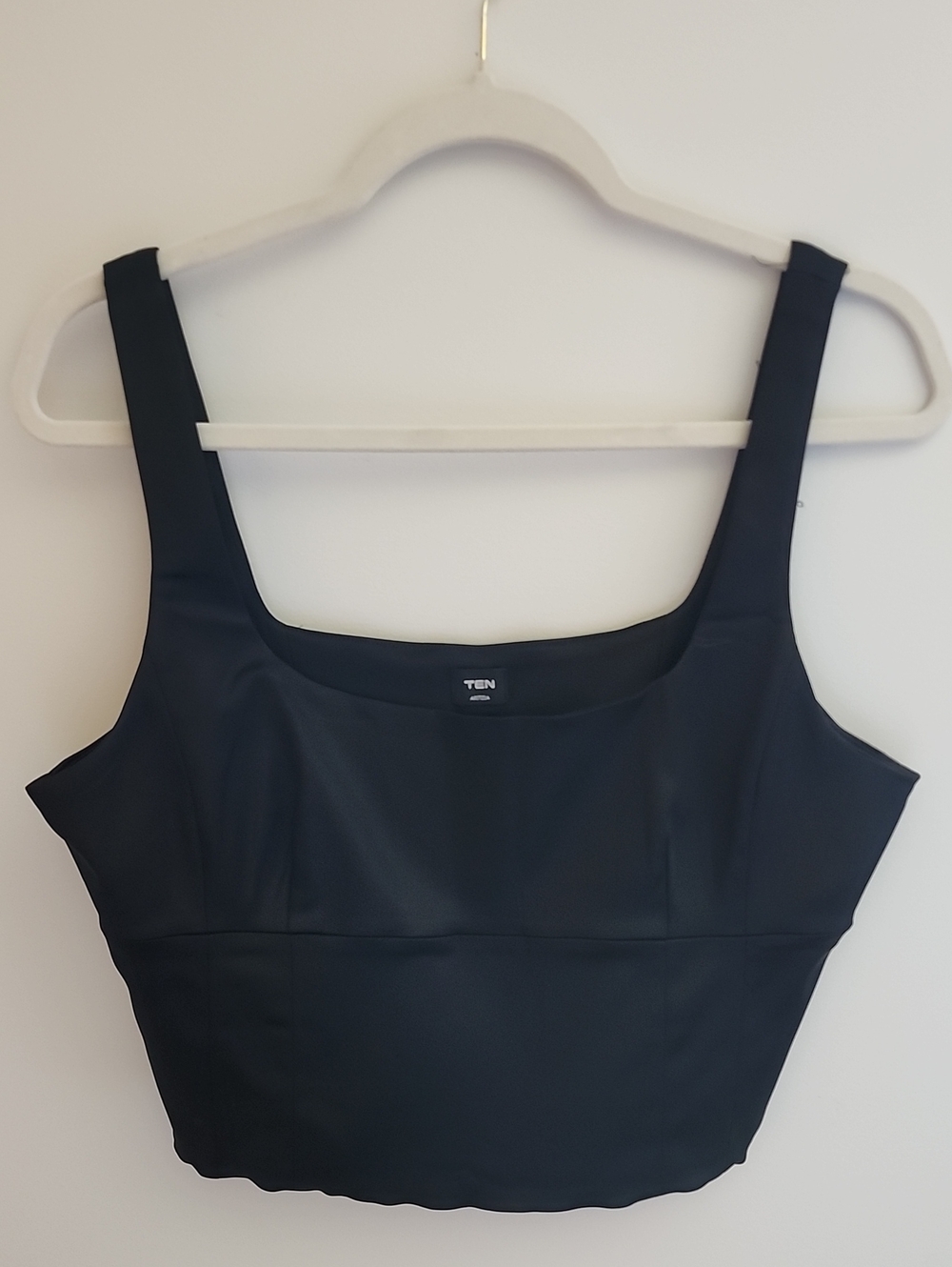Aritzia Black Square-Neck Cropped Tank